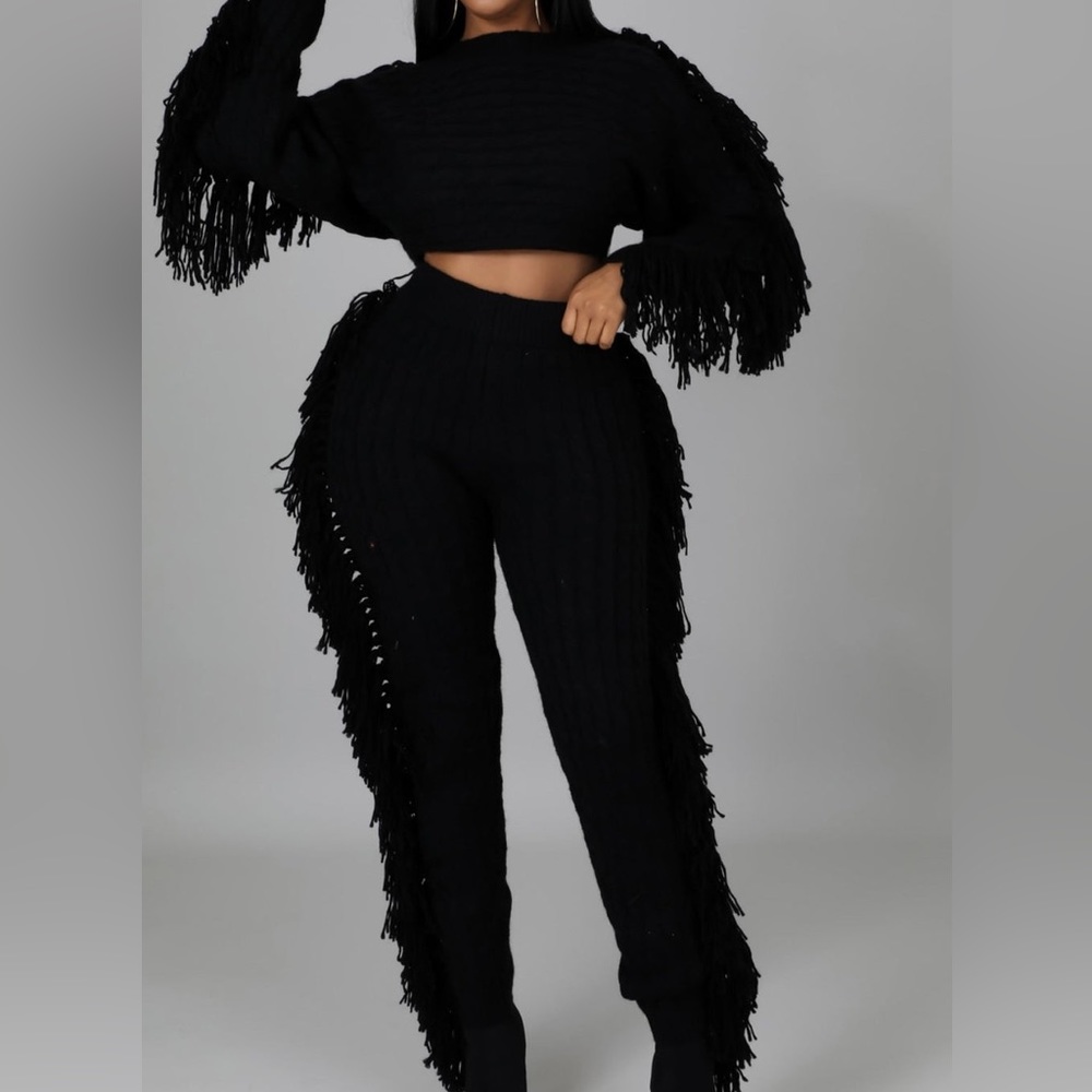 Sweater fringe pant set